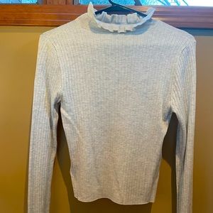 Grey Long-Sleeve Turtle Neck